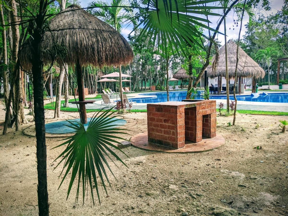 2-Bedroom Condo By The Jungle W/ Swimming Pool Puerto Morelos Eksteriør bilde